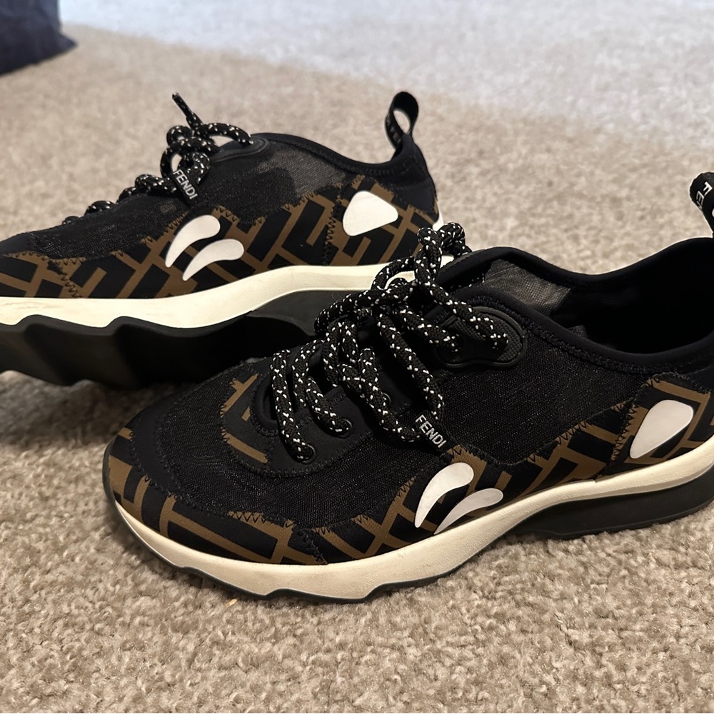 Fendi Black Sole Design